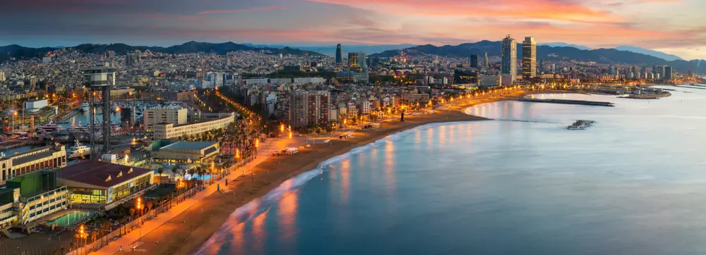 Hotels in Barcelona are waiting for you to discover the city's beauty! Find the best deals here!
