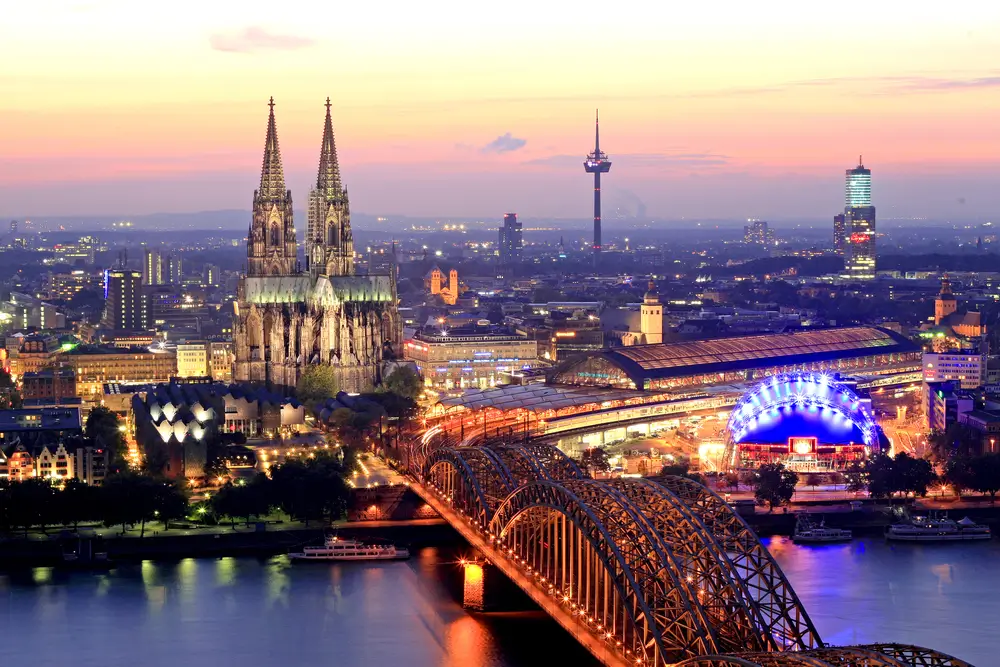 Cheap flights to Germany - Book your flights to Germany now!