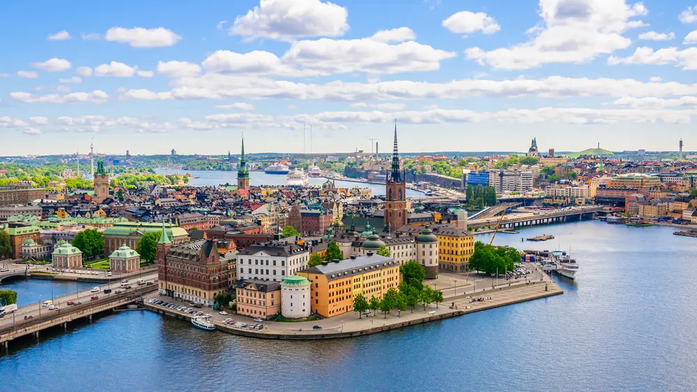 Cheap flights to Stockholm - Book your flights to Stockholm now!