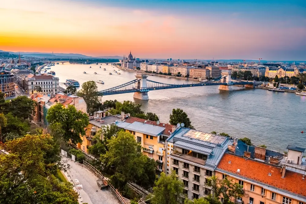 hungary hotels - staying in hungary