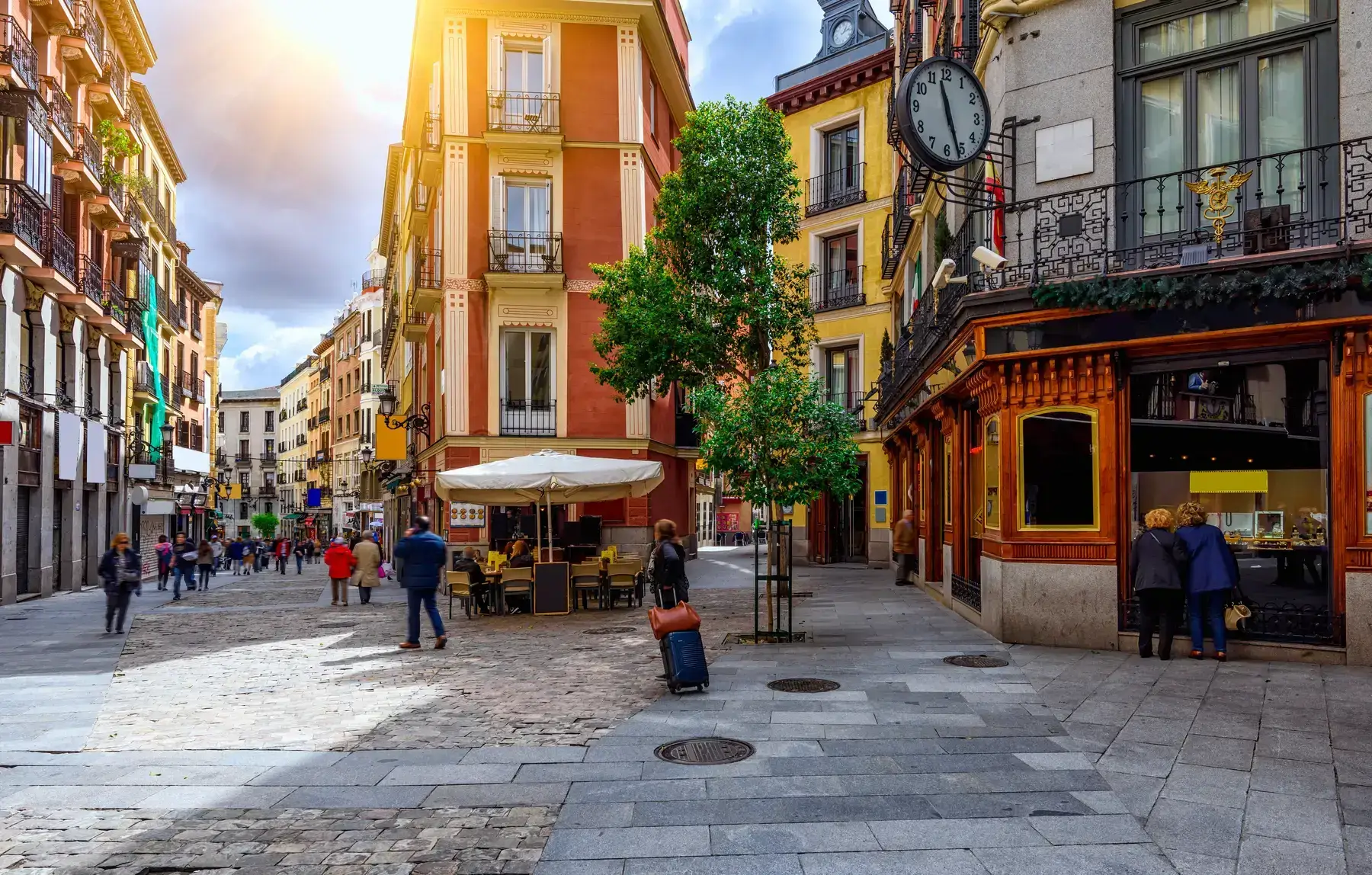 Hotels in Madrid are waiting for you to discover the city's beauty! Find the best deals here!