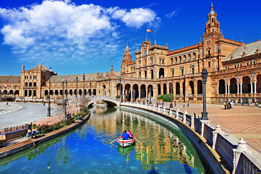 Cheap flights to Spain - Book your flights to Spain now!
