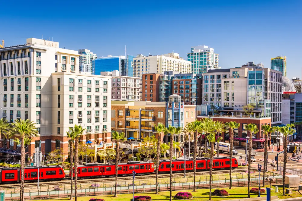Hotels in San Diego are waiting for you to discover the city's beauty! Find the best hotel deals.